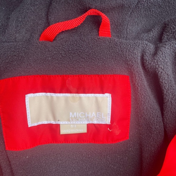 Michael Kors Red Hooded Puffer JACKET  Size 5/6 - Picture 2 of 9